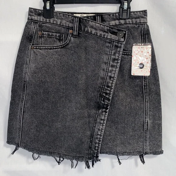 Free People Parker Wrap Demin Skirt Sz 25 - Picture 2 of 13